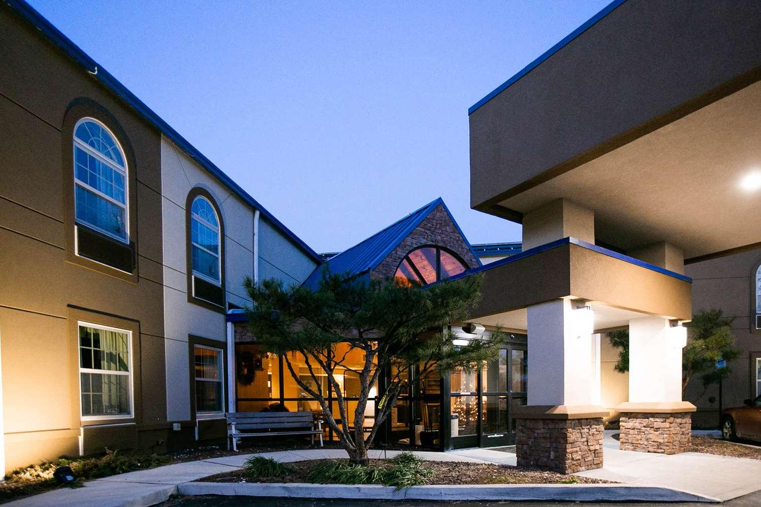 Surestay Plus Hotel By Best Western Elizabethtown Hershey Dış mekan fotoğraf