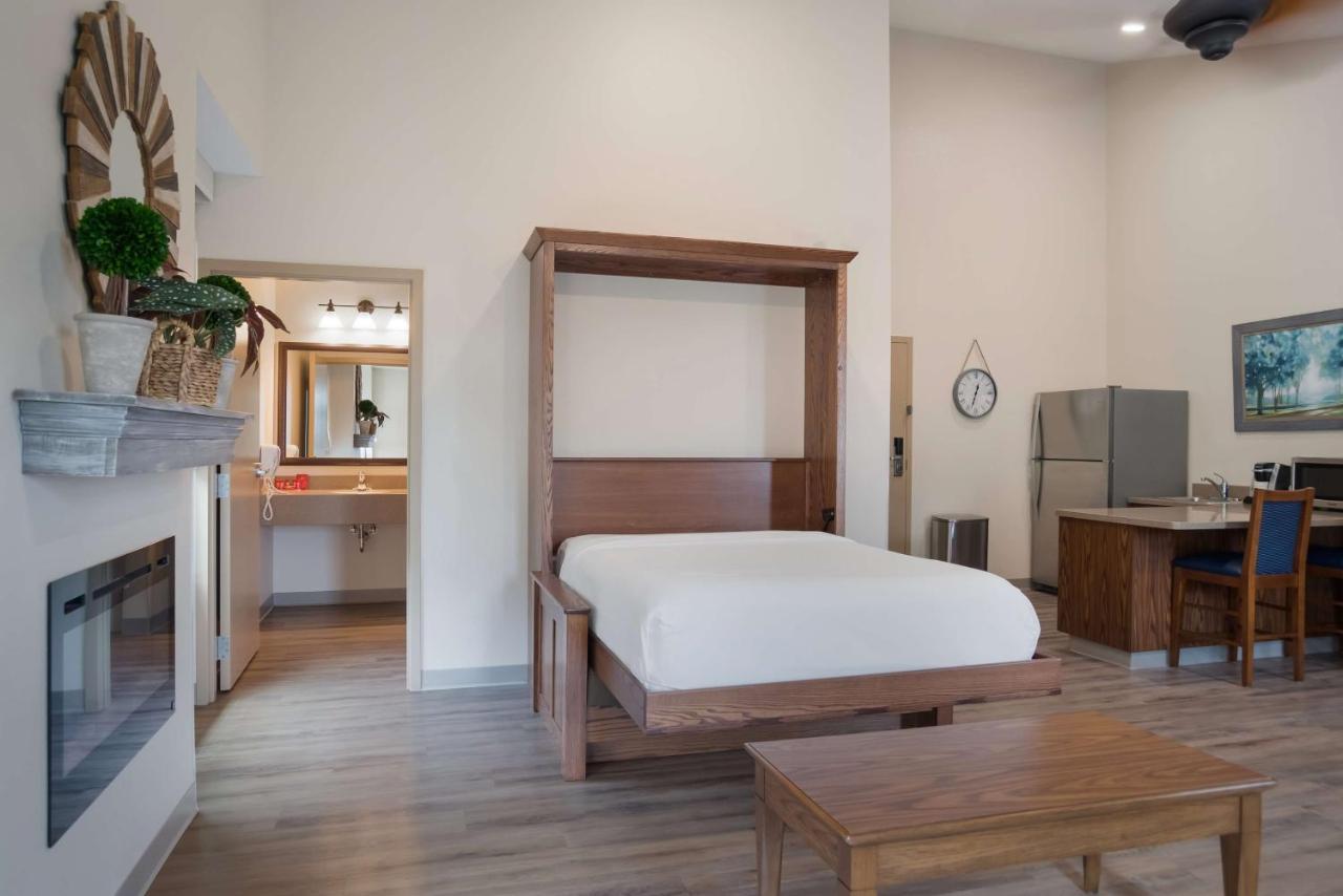 Surestay Plus Hotel By Best Western Elizabethtown Hershey Dış mekan fotoğraf